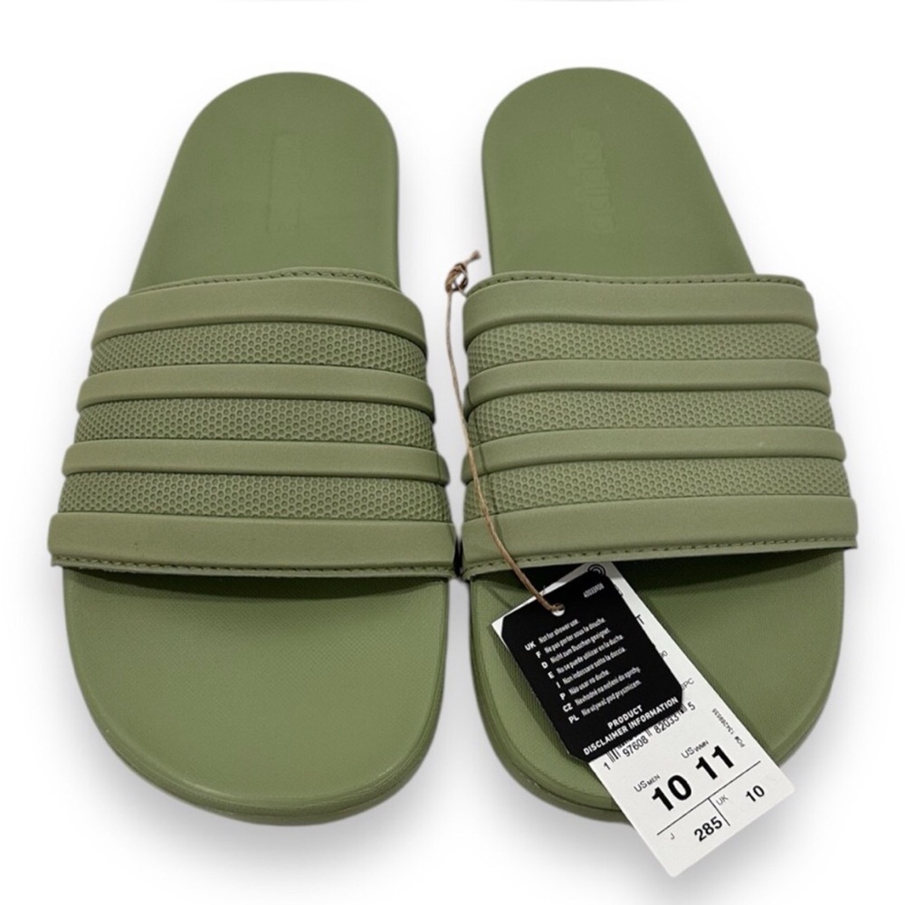 ADIDAS ADILETTE COMFORT UNISEX SLIDES, Mens Size 10, Women’s Size 11